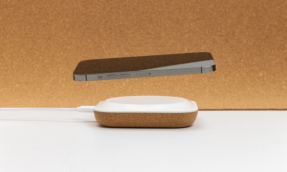 Oregon Wireless-Charger aus RCS recyc. Kunststoff & Kork